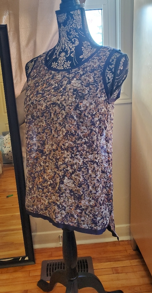 Simply Vera sheer sleeveless blouse XS